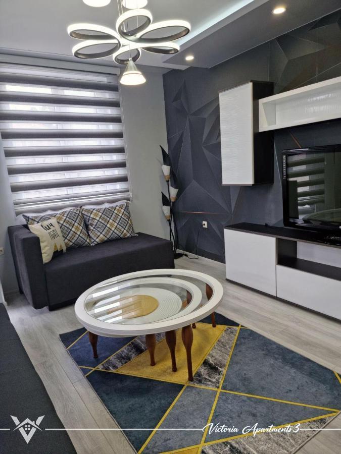 Victoria Apartments 3 เวลินกราด ภายนอก รูปภาพ